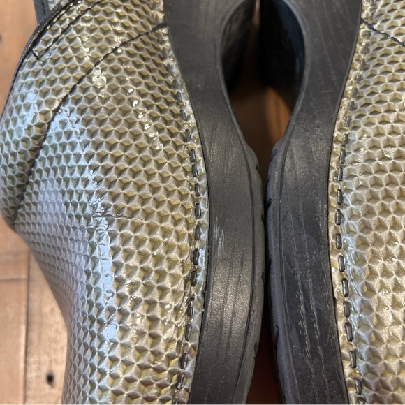 Dansko Womens Professional Clog Leather EU 41 US 10 Metallic Geometric Comfort - Picture 9 of 12